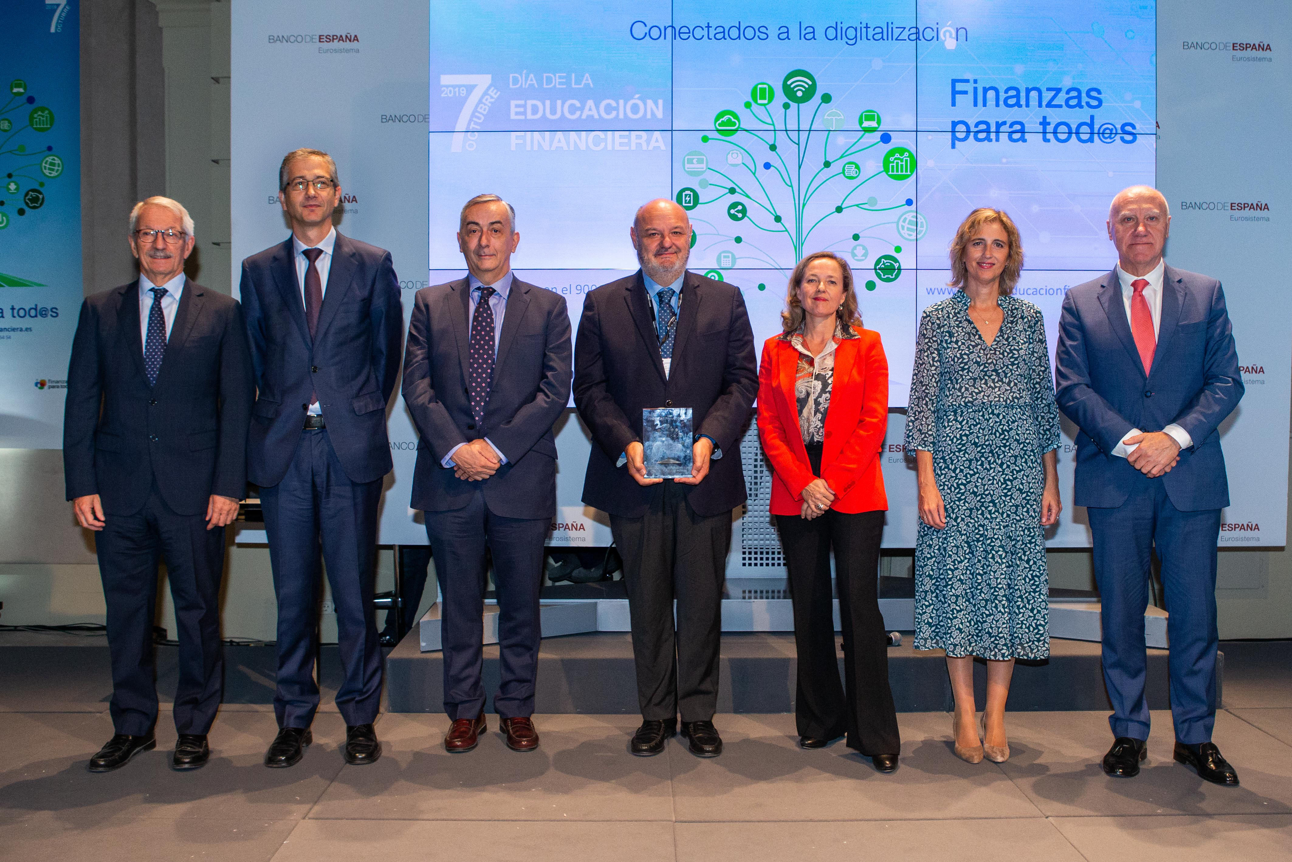 El Banco de España y la CNMV premian a CECA y Funcas por sus actividades en Educación Financiera
