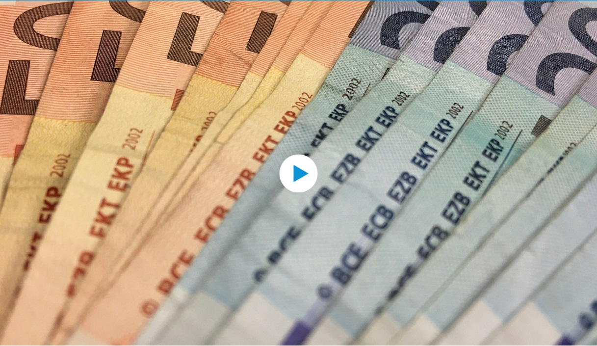 Video: El Gobierno de España limitará a 1.000 euros el pago en efectivo