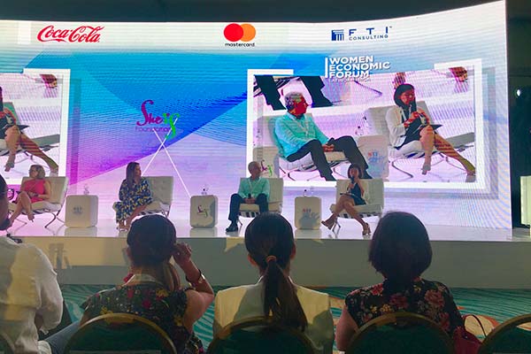 CAF presenta avances en inclusión financiera de mujeres en el Women Economic Forum